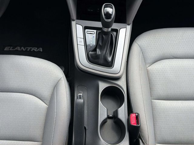 2017 Hyundai ELANTRA SE | Alpharetta, GA | Star Motors 2017 Hyundai ELANTRA SE | Alpharetta, GA | Star Motors