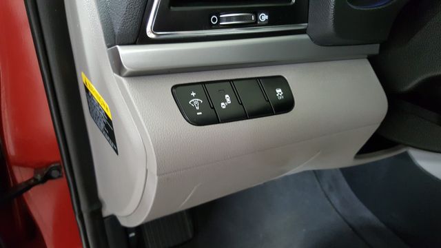 2017 Hyundai ELANTRA SE | Carrollton, TX | Legend Motorcars of Carrollton