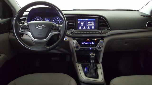 2017 Hyundai ELANTRA SE | Carrollton, TX | Legend Motorcars of Carrollton