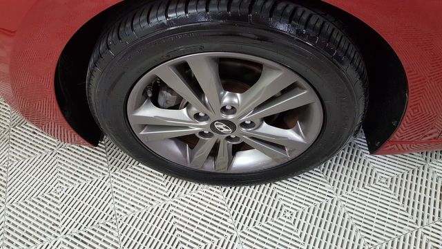 2017 Hyundai ELANTRA SE | Carrollton, TX | Legend Motorcars of Carrollton