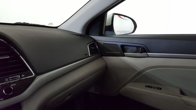 2017 Hyundai ELANTRA SE | Carrollton, TX | Legend Motorcars of Carrollton 2017 Hyundai ELANTRA SE | Carrollton, TX | Legend Motorcars of Carrollton