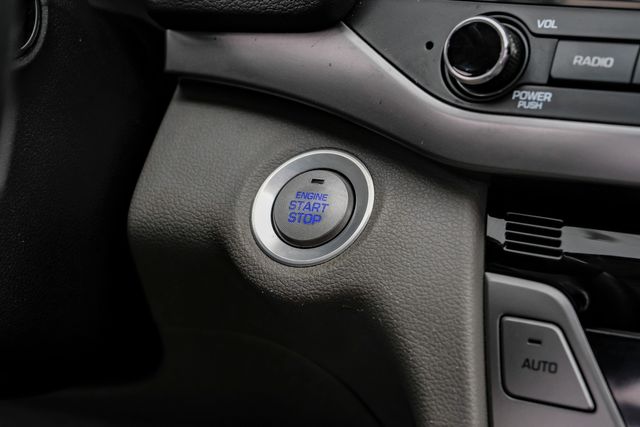 2017 Hyundai Elantra Limited OneOwner PerfectCarfax 26ServiceRecords | Dallas, TX | Stevens Motor Company LLC 2017 Hyundai Elantra Limited OneOwner PerfectCarfax 26ServiceRecords | Dallas, TX | Stevens Motor Company LLC