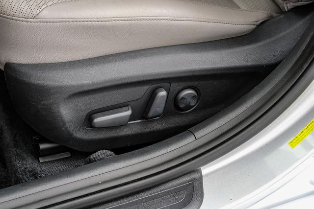 2017 Hyundai Elantra Limited OneOwner PerfectCarfax 26ServiceRecords | Dallas, TX | Stevens Motor Company LLC 2017 Hyundai Elantra Limited OneOwner PerfectCarfax 26ServiceRecords | Dallas, TX | Stevens Motor Company LLC