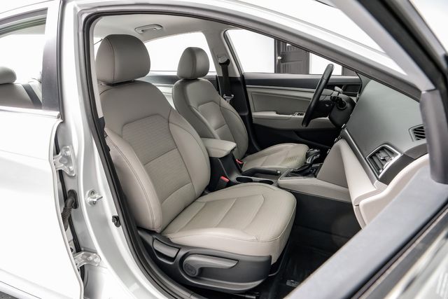 2017 Hyundai Elantra Limited OneOwner PerfectCarfax 26ServiceRecords | Dallas, TX | Stevens Motor Company LLC 2017 Hyundai Elantra Limited OneOwner PerfectCarfax 26ServiceRecords | Dallas, TX | Stevens Motor Company LLC