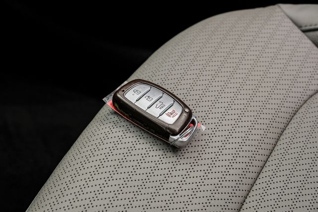 2017 Hyundai Elantra Limited OneOwner PerfectCarfax 26ServiceRecords | Dallas, TX | Stevens Motor Company LLC