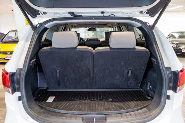 2017 Hyundai SANTA FE SE Ultimate