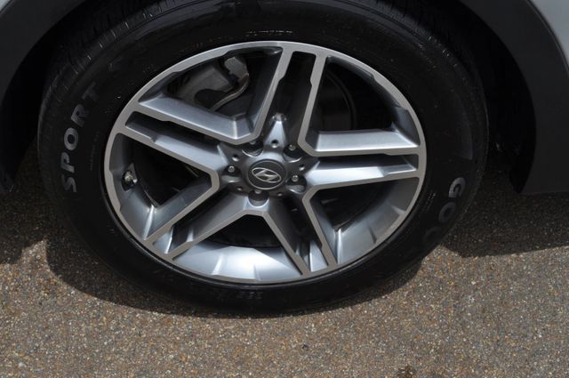 2017 Hyundai SANTA FE SE Ultimate Sport Utility 4D | Louisville, MS | CARite Louisville MS