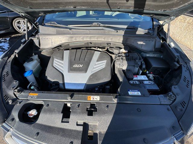 2017 Hyundai SANTA FE SE