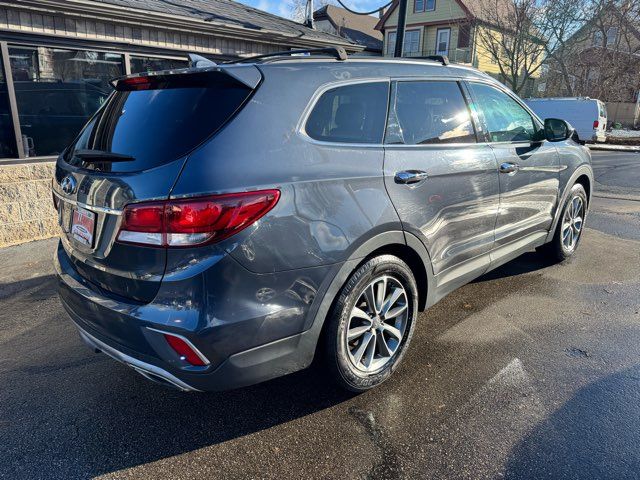 2017 Hyundai SANTA FE SE