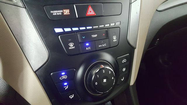 2017 Hyundai SANTA FE Sport 2.4L | Carrollton, TX | Legend Motorcars of Carrollton 2017 Hyundai SANTA FE Sport 2.4L | Carrollton, TX | Legend Motorcars of Carrollton