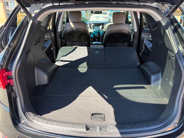 2017 Hyundai SANTA FE Sport 2.4L 2017 Hyundai SANTA FE Sport 2.4L