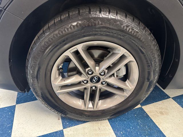 2017 Hyundai SANTA FE Sport 2.4L | Rome, GA | Knight's Car Store 2017 Hyundai SANTA FE Sport 2.4L | Rome, GA | Knight's Car Store