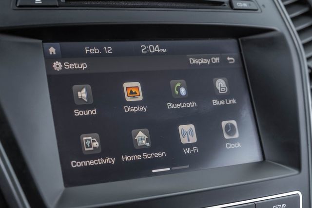 2017 Hyundai SANTA FE Sport 2.0T Heated Leather Push Start Apple Car/Android 2017 Hyundai SANTA FE Sport 2.0T Heated Leather Push Start Apple Car/Android