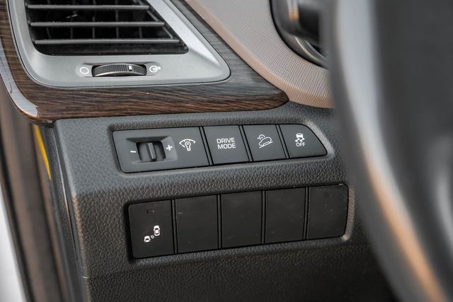 2017 Hyundai SANTA FE Sport 2.0T Heated Leather Push Start Apple Car/Android 2017 Hyundai SANTA FE Sport 2.0T Heated Leather Push Start Apple Car/Android