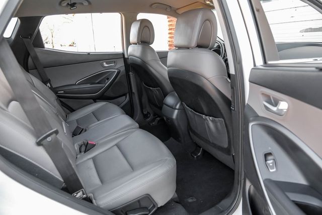 2017 Hyundai SANTA FE Sport 2.0T Heated Leather Push Start Apple Car/Android 2017 Hyundai SANTA FE Sport 2.0T Heated Leather Push Start Apple Car/Android