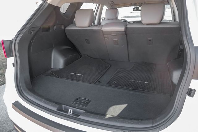 2017 Hyundai SANTA FE Sport 2.0T Heated Leather Push Start Apple Car/Android 2017 Hyundai SANTA FE Sport 2.0T Heated Leather Push Start Apple Car/Android