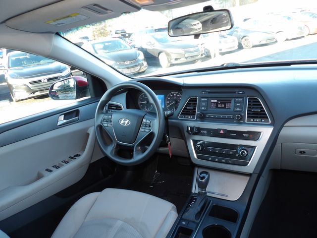 2017 Hyundai SONATA Base | Dalton, GA | Paniagua Auto Mall 2017 Hyundai SONATA Base | Dalton, GA | Paniagua Auto Mall