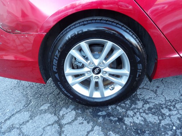 2017 Hyundai SONATA Base | Dalton, GA | Paniagua Auto Mall 2017 Hyundai SONATA Base | Dalton, GA | Paniagua Auto Mall