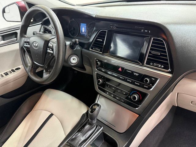 2017 Hyundai SONATA SE 4dr Sedan PZEV | Houston, TX | Houston Auto Credit 2017 Hyundai SONATA SE 4dr Sedan PZEV | Houston, TX | Houston Auto Credit