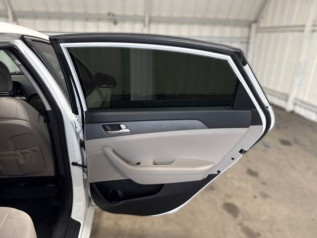 2017 Hyundai SONATA SE 2017 Hyundai SONATA SE