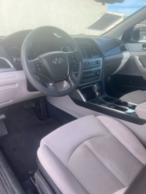 2017 Hyundai Sonata SE | Lubbock, TX | Chaparral Motors - Lubbock 2017 Hyundai Sonata SE | Lubbock, TX | Chaparral Motors - Lubbock