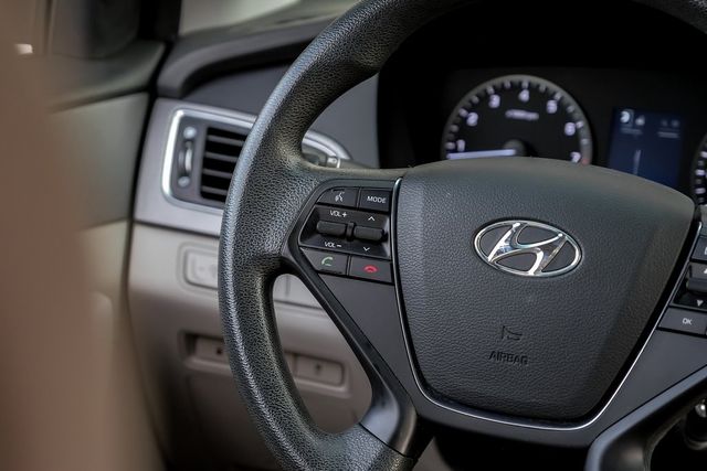 2017 Hyundai Sonata Drive Modes Bluetooth Cruise Control LOW MILES 2017 Hyundai Sonata Drive Modes Bluetooth Cruise Control LOW MILES