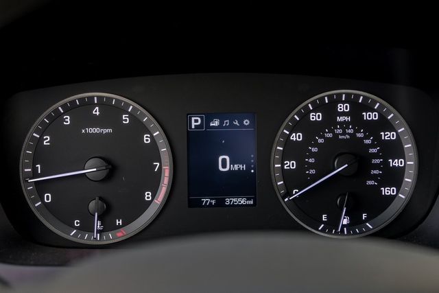 2017 Hyundai Sonata Drive Modes Bluetooth Cruise Control LOW MILES 2017 Hyundai Sonata Drive Modes Bluetooth Cruise Control LOW MILES