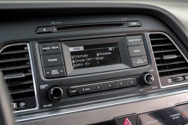 2017 Hyundai Sonata Drive Modes Bluetooth Cruise Control LOW MILES 2017 Hyundai Sonata Drive Modes Bluetooth Cruise Control LOW MILES