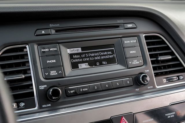 2017 Hyundai Sonata Drive Modes Bluetooth Cruise Control LOW MILES 2017 Hyundai Sonata Drive Modes Bluetooth Cruise Control LOW MILES