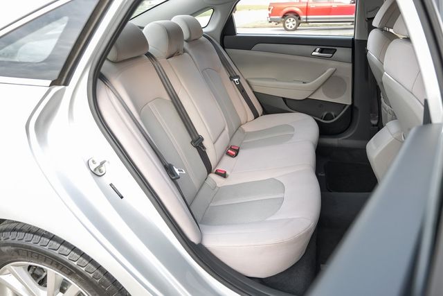 2017 Hyundai Sonata Drive Modes Bluetooth Cruise Control LOW MILES 2017 Hyundai Sonata Drive Modes Bluetooth Cruise Control LOW MILES