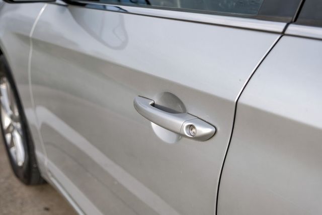 2017 Hyundai Sonata Drive Modes Bluetooth Cruise Control LOW MILES 2017 Hyundai Sonata Drive Modes Bluetooth Cruise Control LOW MILES