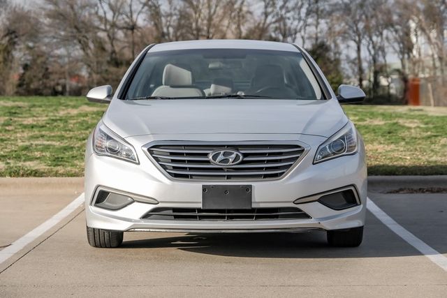 2017 Hyundai Sonata Drive Modes Bluetooth Cruise Control LOW MILES 2017 Hyundai Sonata Drive Modes Bluetooth Cruise Control LOW MILES