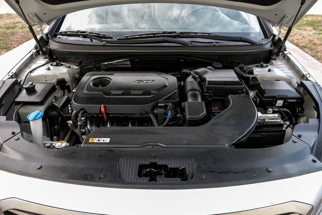 2017 Hyundai Sonata Drive Modes Bluetooth Cruise Control LOW MILES 2017 Hyundai Sonata Drive Modes Bluetooth Cruise Control LOW MILES