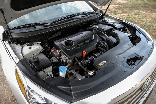 2017 Hyundai Sonata Drive Modes Bluetooth Cruise Control LOW MILES 2017 Hyundai Sonata Drive Modes Bluetooth Cruise Control LOW MILES