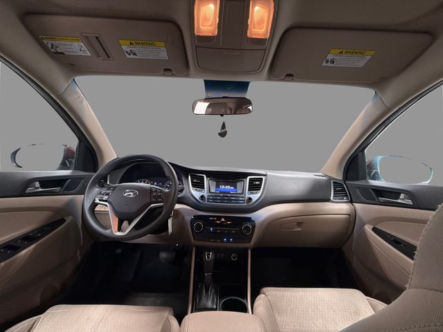 2017 Hyundai TUCSON SE 2017 Hyundai TUCSON SE