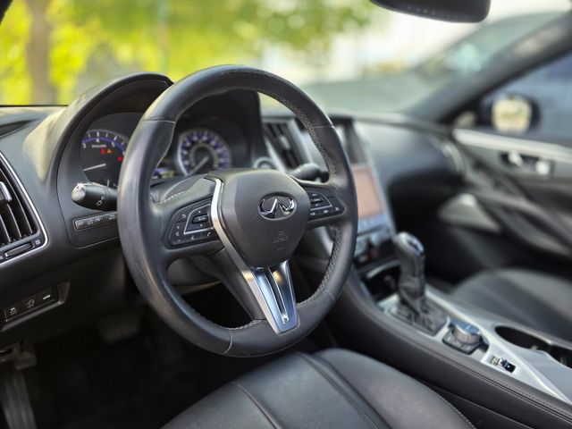 2017 Infiniti Q60 2.0T Premium 2017 Infiniti Q60 2.0T Premium