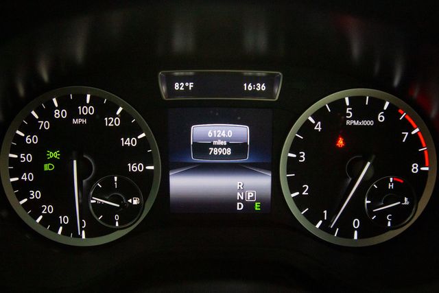 2017 INFINITI QX30 Tech,Prem,LED,Navigation Gallery White Theme Package