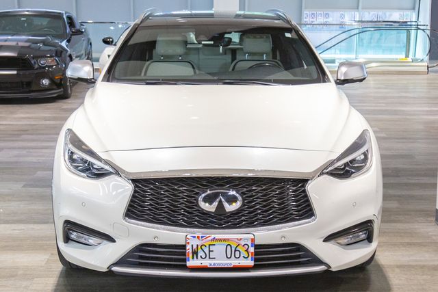 2017 INFINITI QX30 Tech,Prem,LED,Navigation Gallery White Theme Package