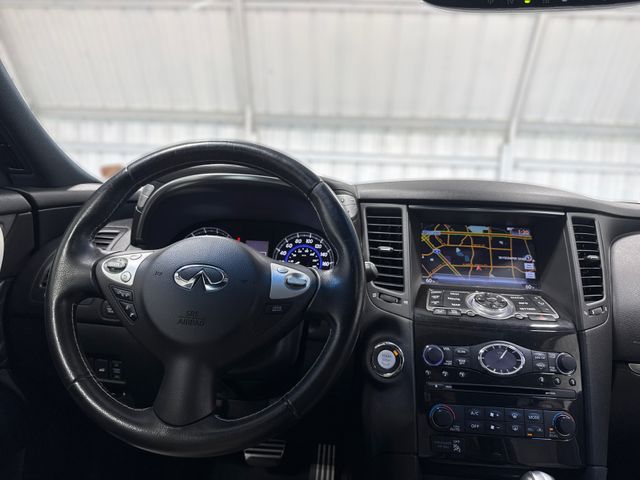 2017 Infiniti QX70 Base 2017 Infiniti QX70 Base