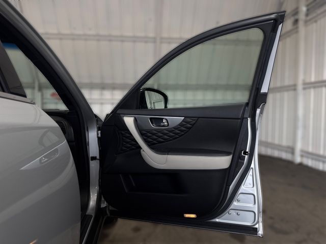 2017 Infiniti QX70 Base 2017 Infiniti QX70 Base