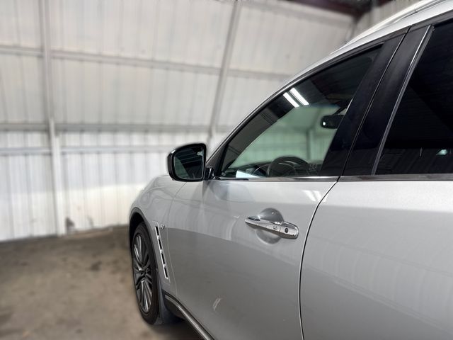2017 Infiniti QX70 Base 2017 Infiniti QX70 Base