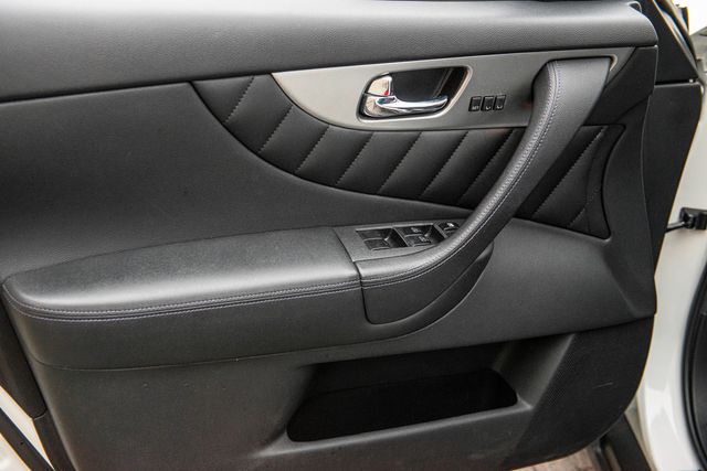 2017 Infiniti QX70 Base | Van Nuys, CA | Stellar Auto INC. 2017 Infiniti QX70 Base | Van Nuys, CA | Stellar Auto INC.