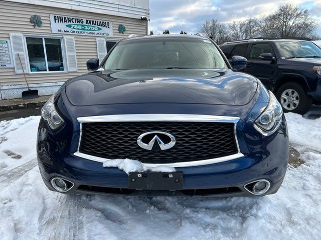 2017 INFINITI QX70 Base
