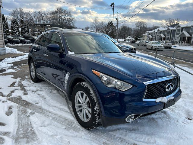 2017 INFINITI QX70 Base