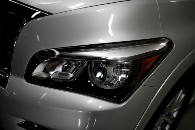 2017 Infiniti QX80 | Burbank, California | MDK International 2017 Infiniti QX80 | Burbank, California | MDK International