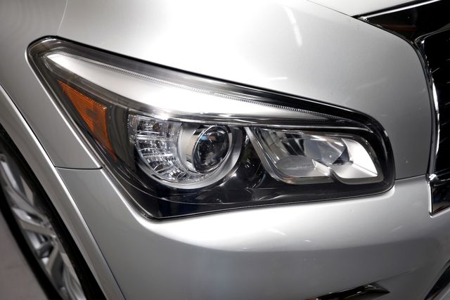 2017 Infiniti QX80 | Burbank, California | MDK International 2017 Infiniti QX80 | Burbank, California | MDK International