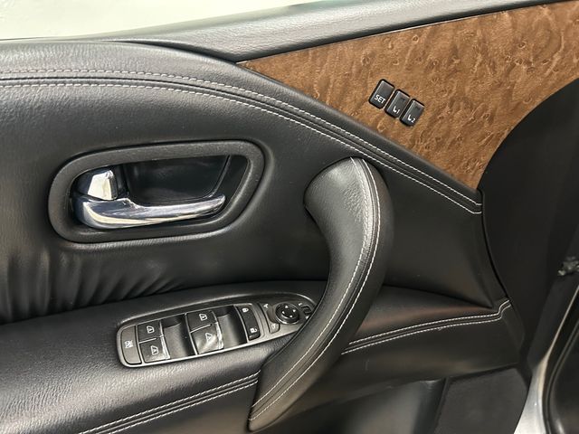 2017 INFINITI QX80 BASE