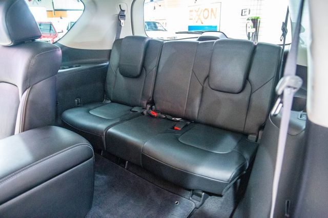 2017 Infiniti QX80 4x4 | New York, NY | Spincar Demo Account