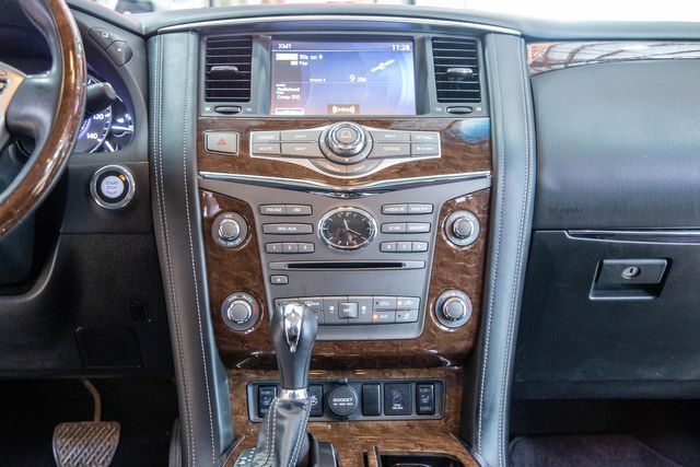 2017 Infiniti QX80 4x4 | New York, NY | Spincar Demo Account