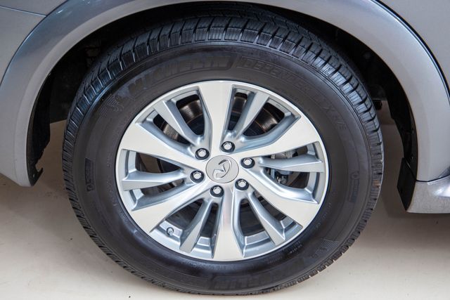 2017 Infiniti QX80 4x4 | New York, NY | Spincar Demo Account